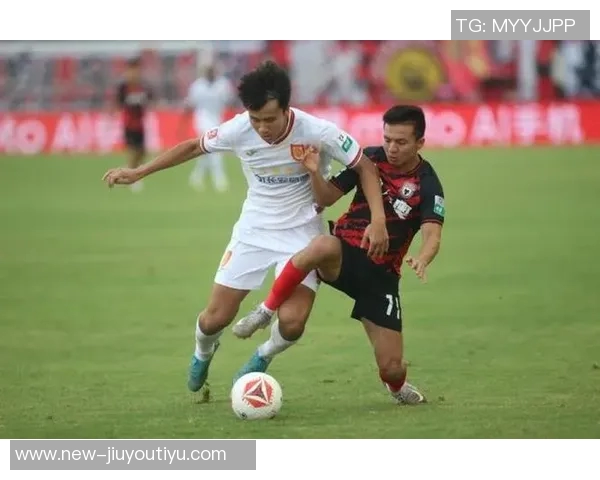 今日赛后回顾乔瓦尼谈球队表现与不败信念 今日赛后回顾乔瓦尼谈球队表现与不败信念