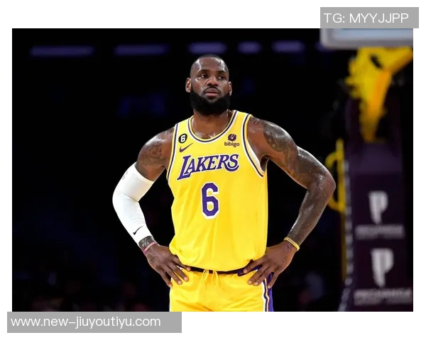 詹姆斯专注提升接球投篮能力预计无球打法将迎来生涯新高峰