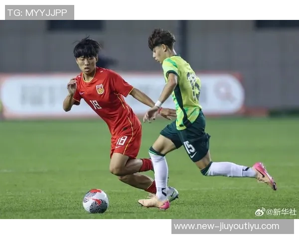 国足U16对朝鲜比赛中体能透支明显边路传球手短缺成制约因素