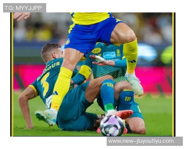 英超铲球成功率最高球员廷伯表现强势本赛季铲球30次以上成功率达895 英超铲球成功率最高球员廷伯表现强势本赛季铲球30次以上成功率达895