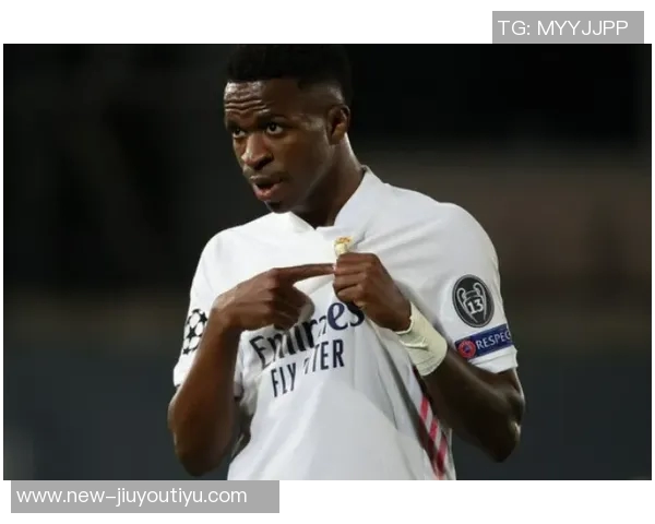 沙特计划明夏引进维尼修斯年薪10亿与阿隆索关系紧张