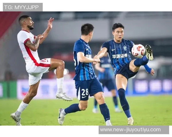 中超第28轮精彩对决深圳新鹏城迎战武汉三镇10月24日19时35分不见不散